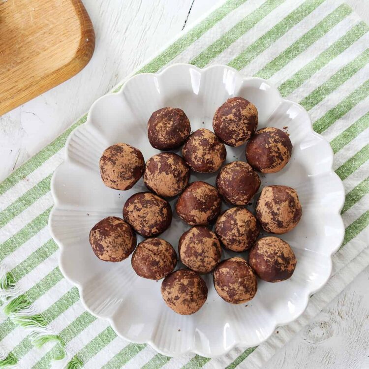 Conventional Rum Balls – A Stunning Mess