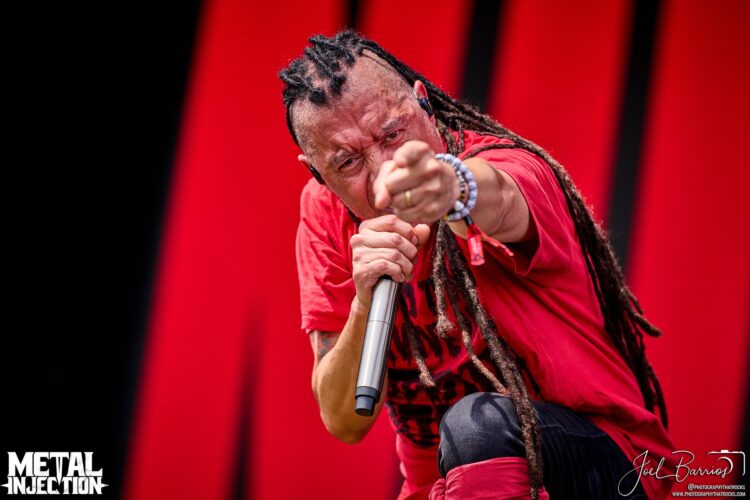 NONPOINT’s ELIAS SORIANO Blames Drummer ROBB RIVERA’s Medical Emergency On Espresso