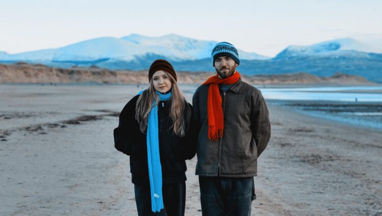 two blinks, i like you Enlists Tonia for New Single ‘the coldest winter ever’