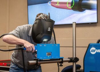 HII’s Ingalls Shipbuilding opens digital actuality welding lab