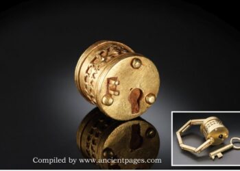 Distinctive Miniature Roman Gold Lock Smaller Than A One-Euro Coin Found In Germany