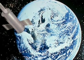 How Russia launched an enormous house mirror in 1993