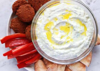 Tzatziki – A Stunning Mess