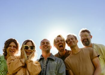 The Head and The Coronary heart return to type on ‘Aperture’ : World Cafe : NPR