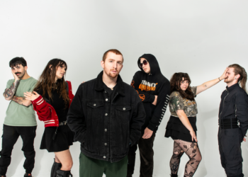 THE CALLOUS DAOBOYS Debut A “Love Letter” To Being In A Band, “Distracted By The Mona Lisa”