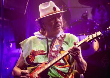 Carlos Santana Cancels Second Present After Collapse in Texas