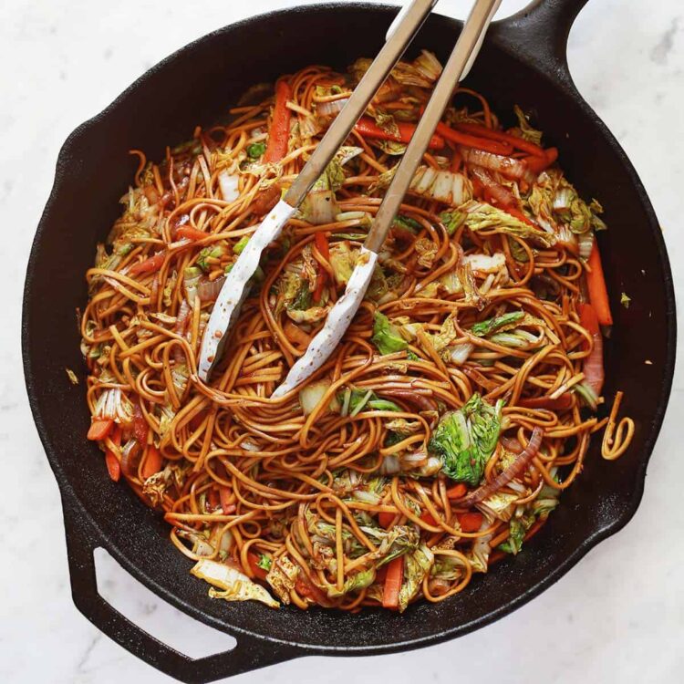 Chow Mein – A Stunning Mess