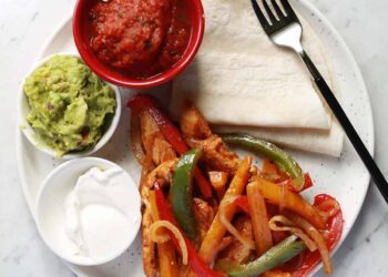 Simple Rooster Fajitas – A Stunning Mess