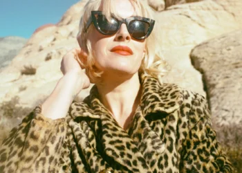 Gwenno Broadcasts New Album ‘Utopia’, Shares New Single ‘Dancing on Volcanoes’