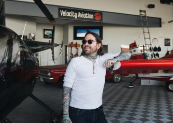 Co-Founder Of Sound Expertise Group DAVE SHAPIRO & Former THE DEVIL WEARS PRADA Drummer DANIEL WILLIAMS Killed In Aircraft Crash