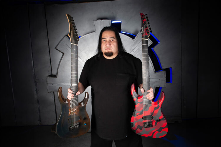 FEAR FACTORY Guitarist DINO CAZARES Has Even Extra Opinions About Bands’ Use of AI – And Folks Are Nonetheless Questioning It