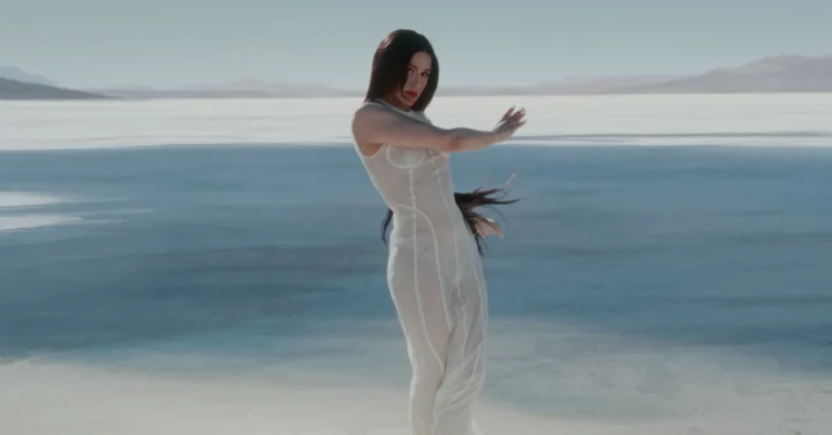 Arca Drops New Songs ‘Puta’ and ‘Sola’