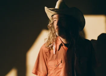 Alan Sparhawk Shares Video for New Single ‘Not Damaged’