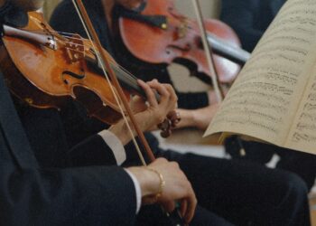 6 songs that sampled classical music in a genius approach