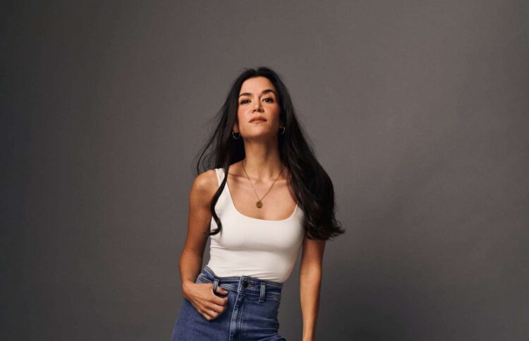 From Caregiving to the Digital camera: Erika Longo’s Inspiring Path to Success