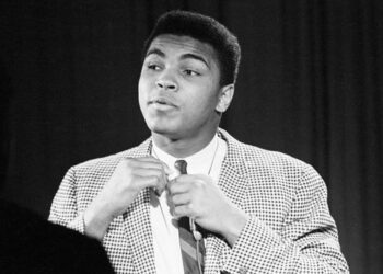 How black males have used flamboyant style to specific pleasure and resistance