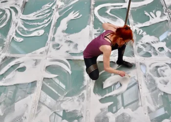 Andréanne Oberson: Between Silence and Shadow