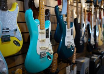 Retailer PMT closes all shops and sells inventory to Gear4music