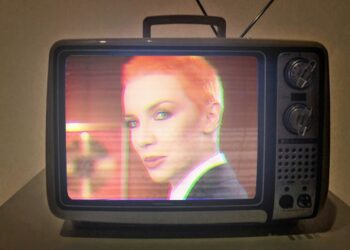 Unforgettable Music Movies by Girls Artists from the ’80s and ’90s