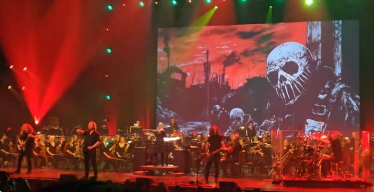 VOIVOD Performs With Orchestre Symphonique De Québec; Fan-Filmed Video