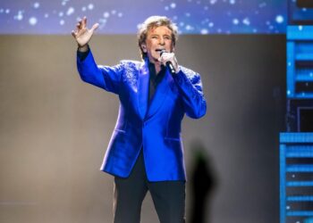 Barry Manilow’s concern with trendy songwriting