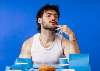 James Marriott Hits No.1 In UK Album Chart