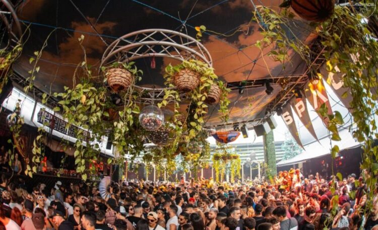 Membership House Invitations Dads to Groove on the Terrace for Particular Father's Day 2025 Celebration