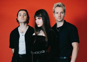 Watch CALVA LOUISE Get Conceptional In New Music Video For “Impeccable”