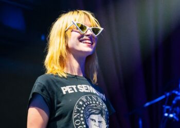Paramore’s Hayley Williams Uploads 17 New Songs to Her Web site