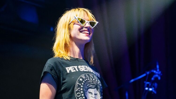 Paramore’s Hayley Williams Uploads 17 New Songs to Her Web site