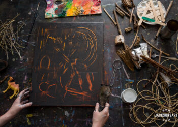 Grattage Portray Strategies with Discovered Surfaces and Supplies