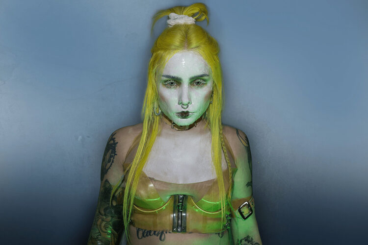 Mimi Barks Releases Cowl Of Linkin Park’s ‘Crawling’