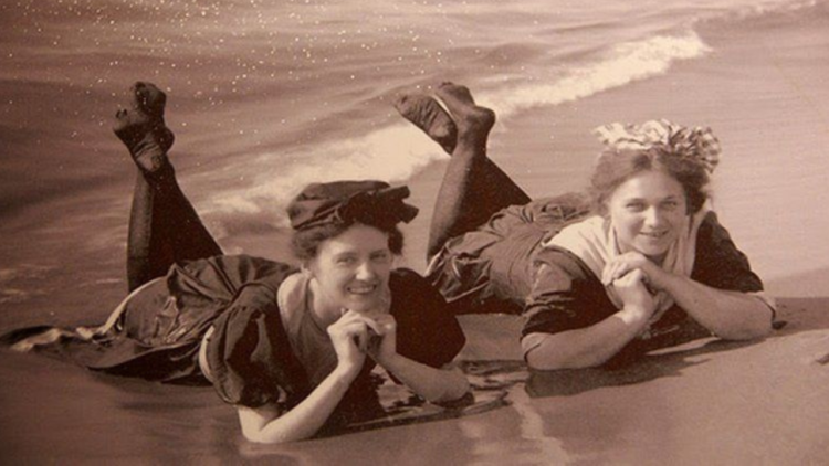 From Bustles to Bikinis: The Nice Beachwear Strip-Down