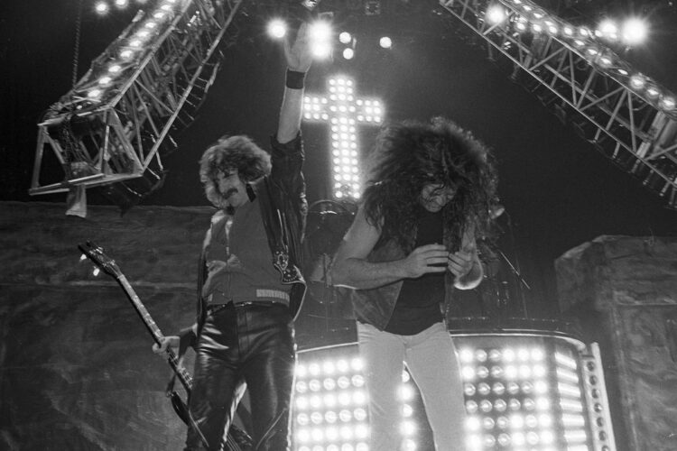 9 Bizarre Details About Black Sabbath’s Most Spinal Faucet Tour Ever