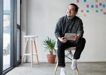 Need press? Suppose like a journalist (here is how)