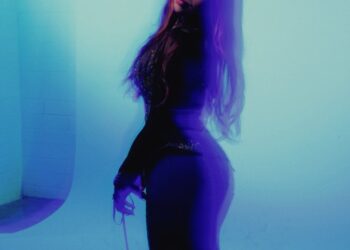 Bella Renee Reclaims Private Historical past on New EP "NOISE & THE THRILL"