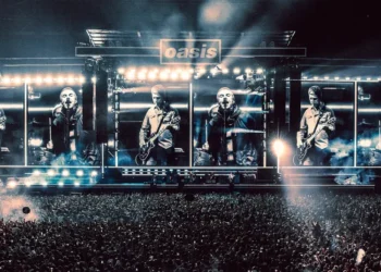 Watch Oasis Reunite for Their First Present in 16 Years in Cardiff