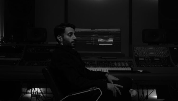 What makes Komplete a philosophical toolkit for digital artists like The Alexsander