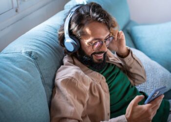 Is the discharge of ChatGPT5 good or dangerous information for creatives?