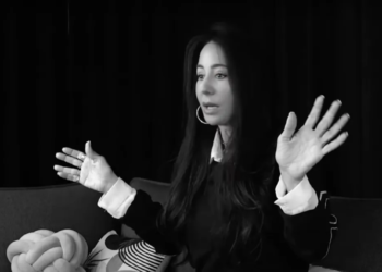 How Antonina Armato Writes Hits