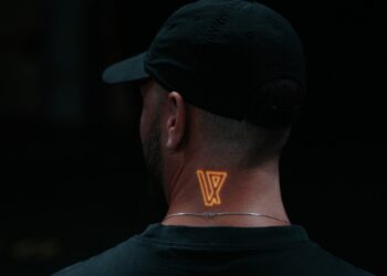 How Estiva trusts his instincts and makes use of Ozone to keep away from over-processing