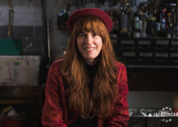 Knowledgeable Recommendation on Open Requires Artists