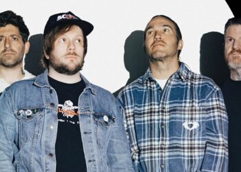 Fall Out Boy Announce Deluxe Version Of ‘From Underneath The Cork Tree’