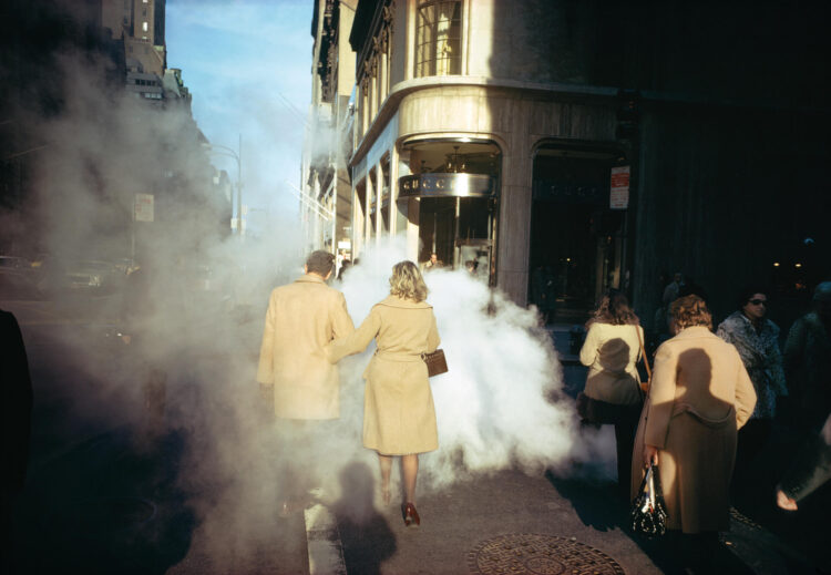 ‘A Sense of Marvel’ Chronicles Six Many years of Joel Meyerowitz’s Intimate Avenue Images — Colossal