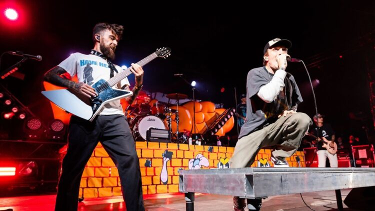 Neck Deep Announce Tiny Hometown Wrexham Present