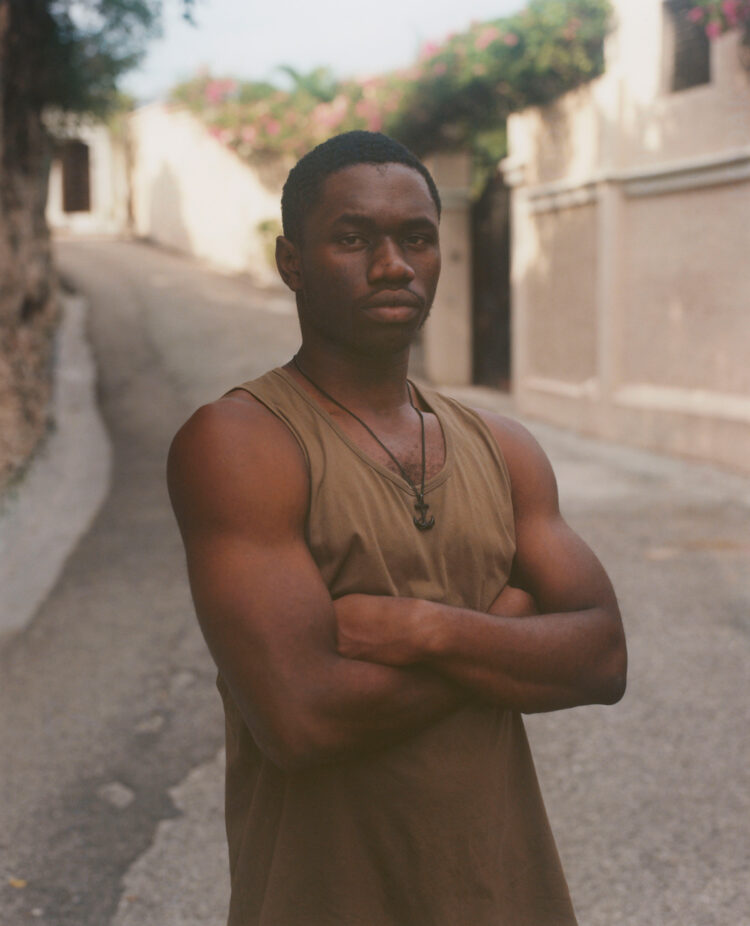 “Anba Solèy Lakay” by Photographer Frédéric Georges