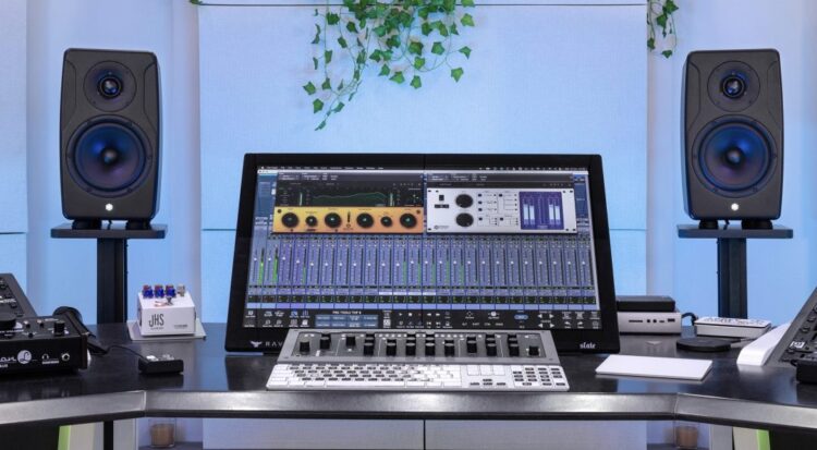 IK Multimedia iLoud Precision 6 MKII — hands-on evaluate