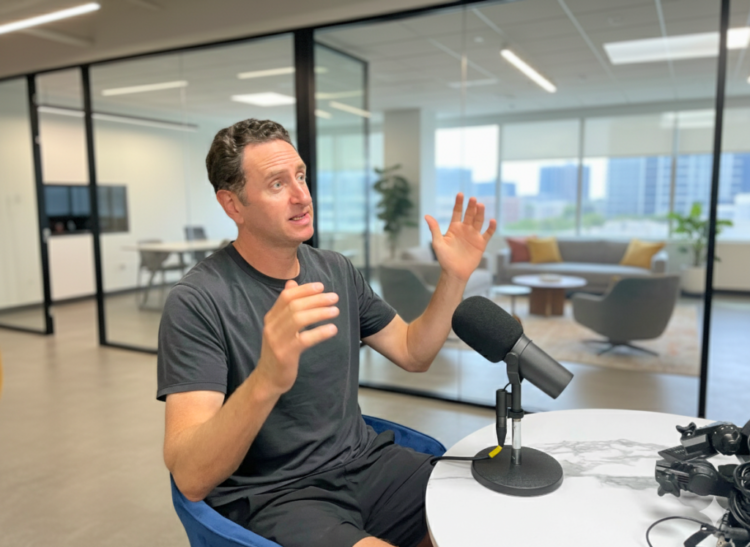 Relationl Calls on Music Corporations to Modernize Their Programs