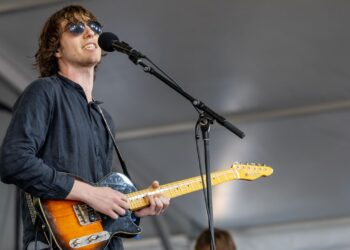 Cameron Winter Seemingly Covers Bruce Springsteen’s “Dancing within the Darkish” for Xbox Advert: Watch