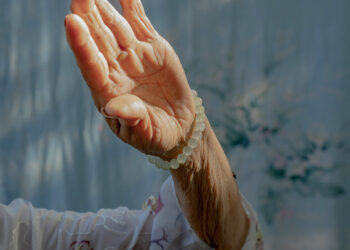 “Do not Depart Me” by Photographer Kaiwei Duan